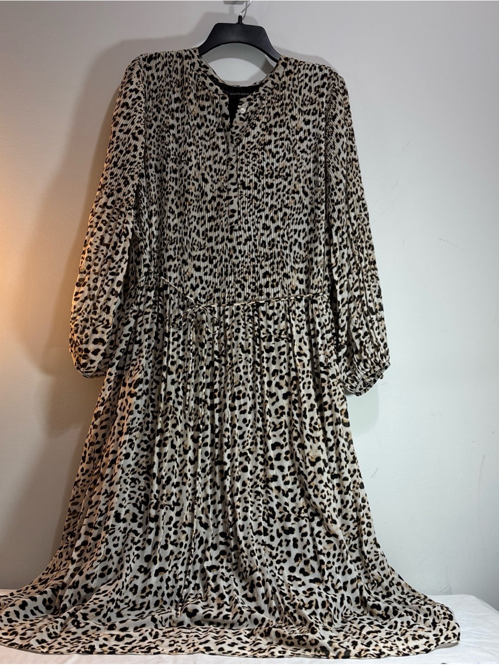 Banana Republic Leopard Print Long Sleeve Tiered Maxi Dress - Beige/Black 1211 - Picture 2 of 11